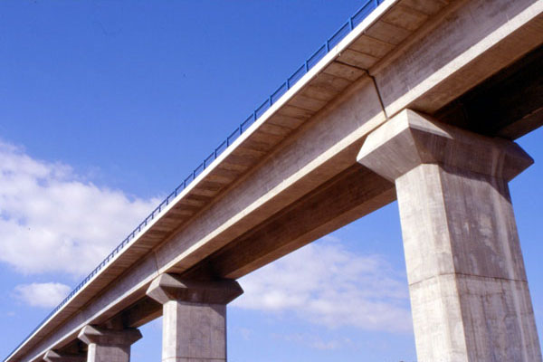 Isostatic Bridges