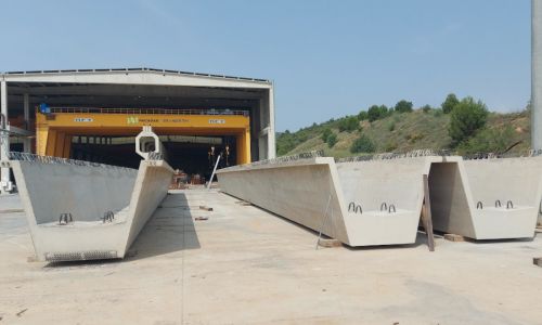 Puente y conexión entre los polígonos industriales “La Mezquita” y “El Belcaire” en La Vall D´Uixò