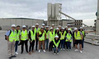Students of the Master of Concrete of UPV visit the Pacadar factory in Buñol. 